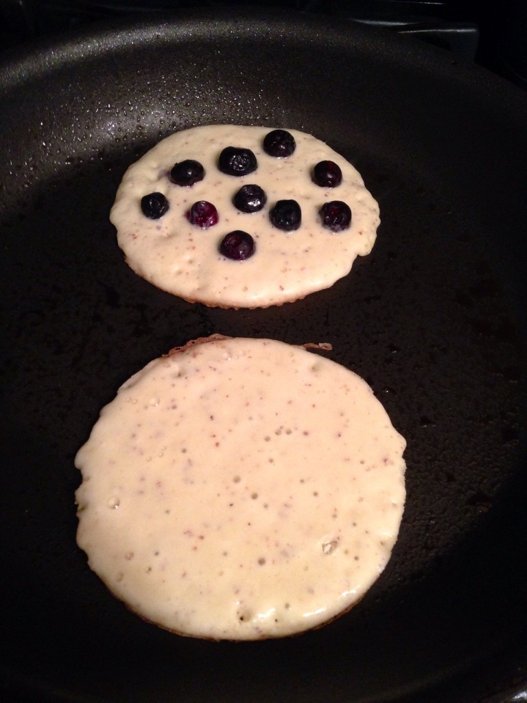 lazy saturdays gluten free blueberry pancakes